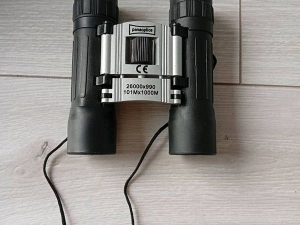 Binoculars - Main image