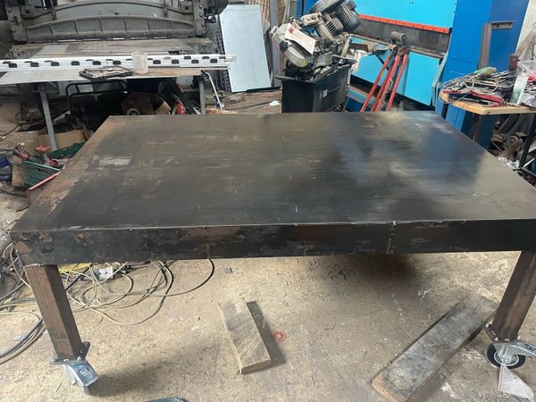 Welding and fabrication table - Main image