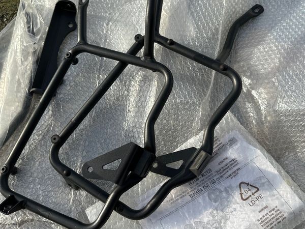 Yamaha XSR700 2016/23 Givi Pannier rack PL2126 - Main image