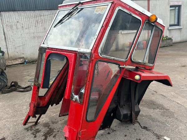 Duncan Cab For MF 165 175 185 - Main image