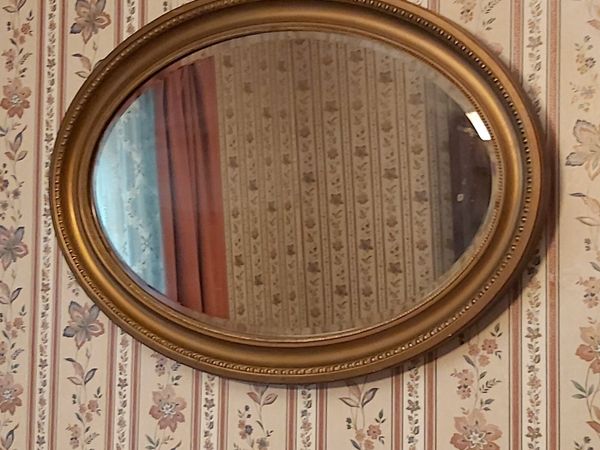 Vintage Large Oval-shaped Gilt Mirror - Main image