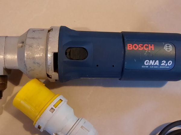 Bosch GNA 2,0 Tin Nibblers 110v - Main image