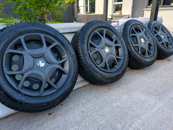Brand new vans tyres Michael 215/60 R17c - Main image