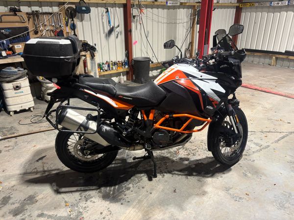 Motorbikes - Main image