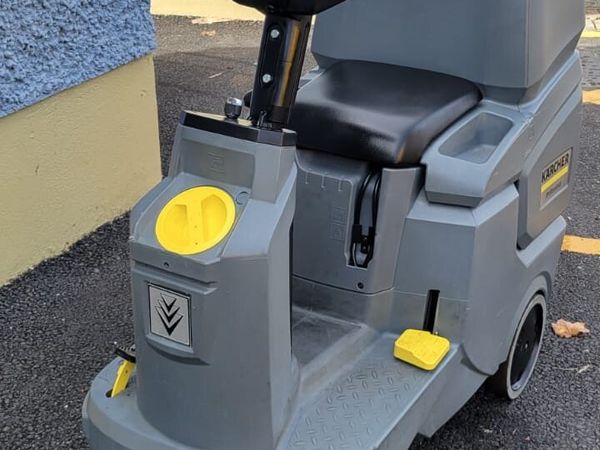 Karcher ride on scrubber dryer 50/70 R classic - Main image