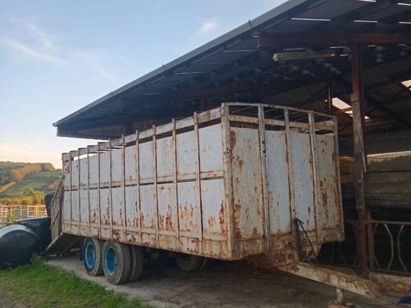 Cattle trailer 22 Foot double axel "Cheap" - Main image
