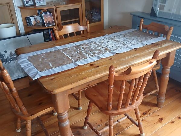 Farmhouse Table - Main image