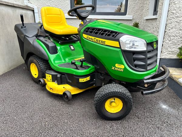 2019 John Deere X166R Ride On Lawnmower - Main image