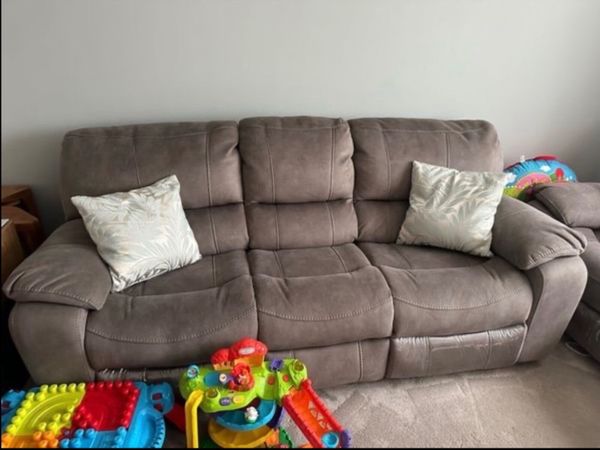 Ezliving Furniture Bradford 3 Seater recliner - Main image