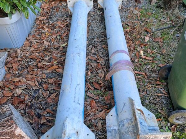 Steel post, well pump and layflat - Main image