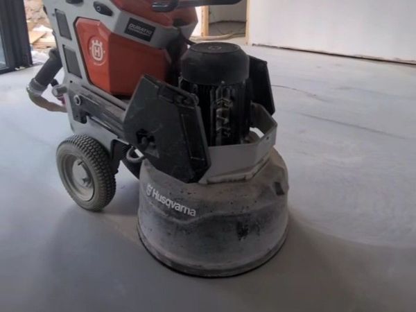 Concrete floors polished and sealed - Main image
