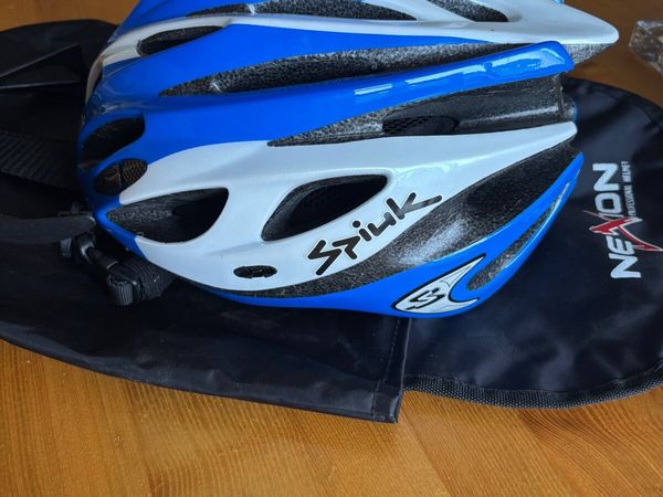 Cycling helmet - Main image