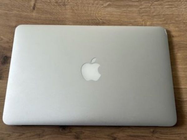 Apple MacBook Air 11 2014 , Core i5 , 4/128Gb - Main image