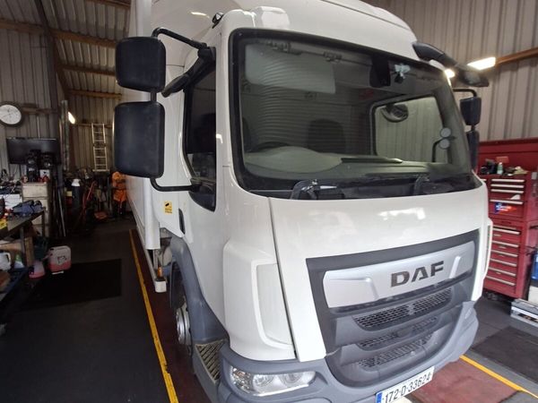 Daf lf 45 20 ft box & Tailift (Auto ) - Main image