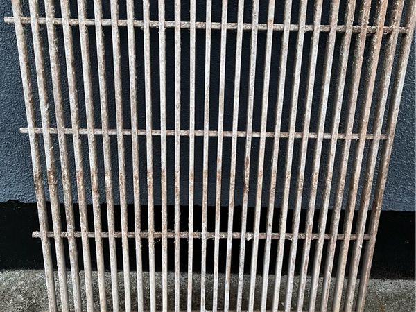 Pigeon Loft Floor Grids - Main image