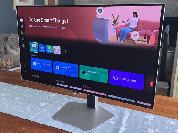 Samsung Odyssey OLED G8 - Main image