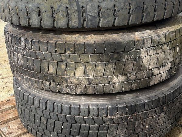 Lorry wheels - Main image