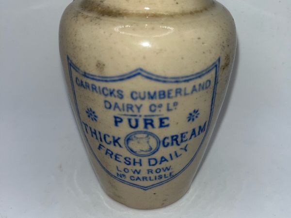 Antique stoneware cream pot - Main image