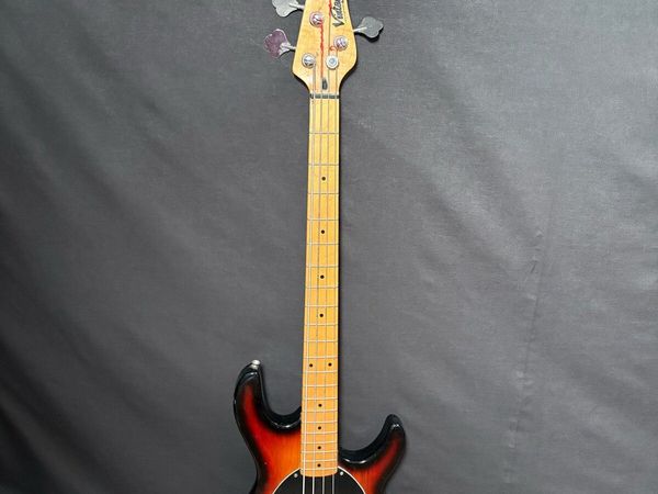 Vintage Bass Guitar - Main image