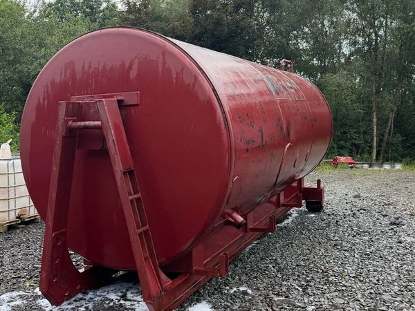 RORO 4500 gallon tanker / compactor skip - Main image