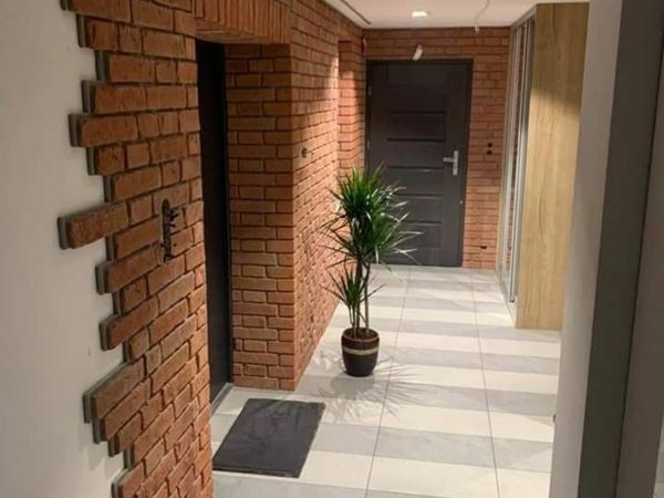 Monsanto Red Brick Tiles With Grey Joint - Main image