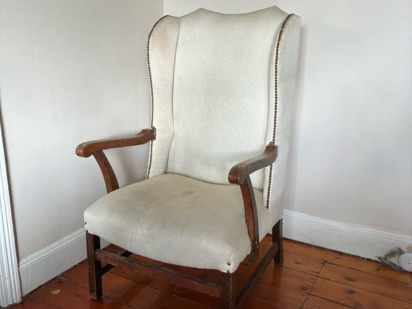 Antique Armchair - Main image