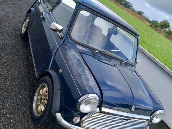 Mini *** - Main image