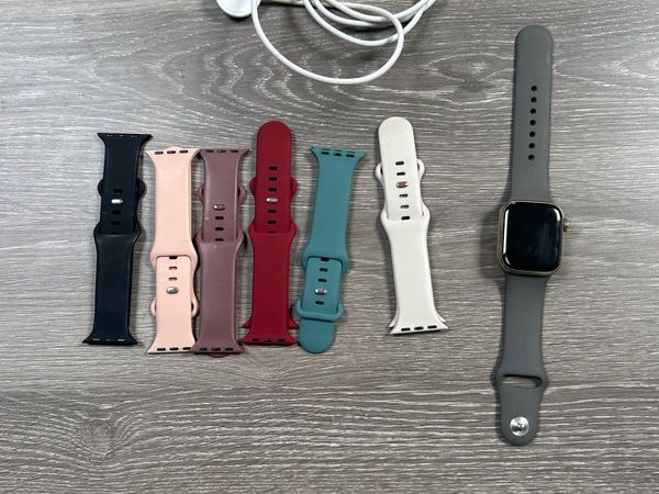 Apple Watch series 9 stainless steel - Main image