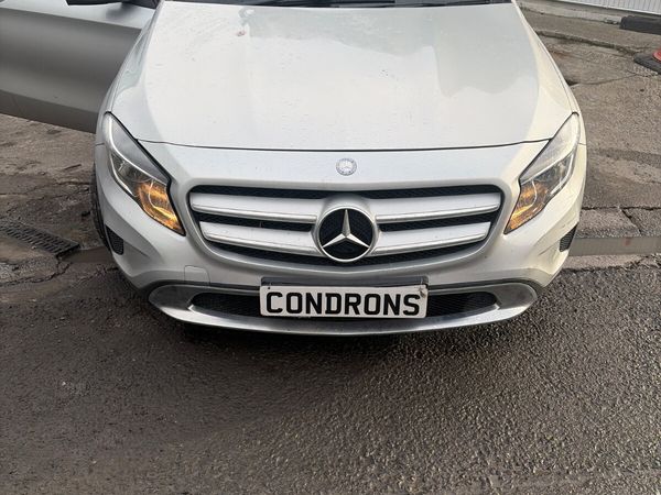 Mercedes-Benz GLA 2015 - Main image