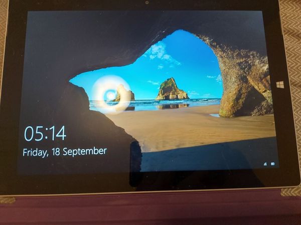 Microsoft Surface Tablet Laptop Intel Atom x7-Z870 - Main image