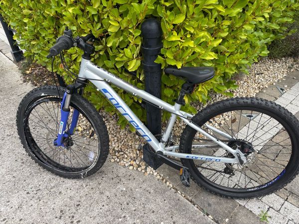 FREE boys bike - needs puncture repair - Main image