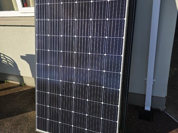 2.44kW Trina Solar PV System  - 8 Panels + inverter - Main image