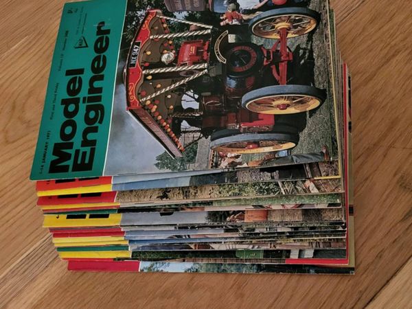 25 Vintage magazines from 1971. - Main image