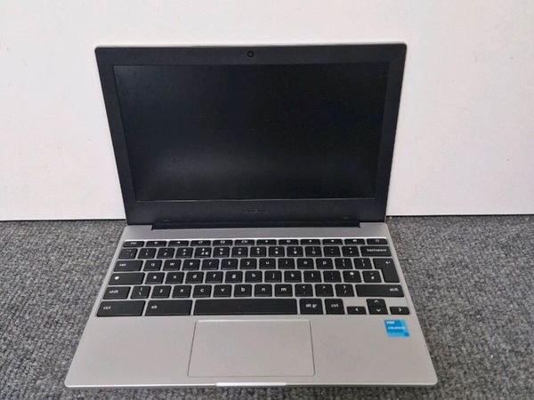 Samsung Chrome book XE310XDA Laptop - Main image