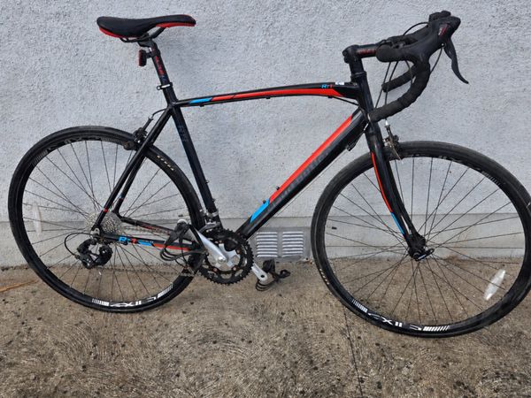 Adult Road Bike – Great for Beginners or commuting - Main image