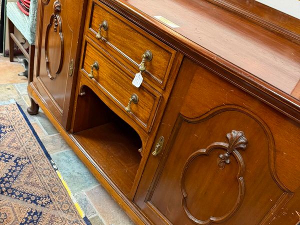 Antiques - Main image