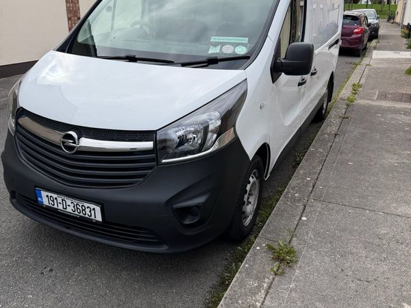 Vivaro low mileage - Main image