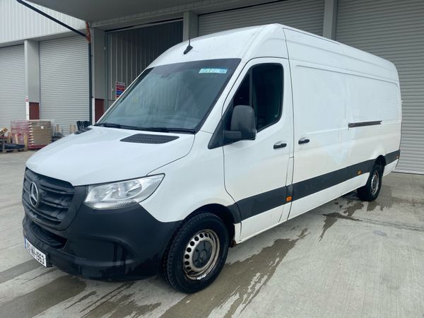 2018 MERCEDES SPRINTER LWB. TAXD AND TESTED - Main image