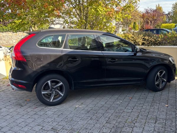 Volvo XC60 - Main image