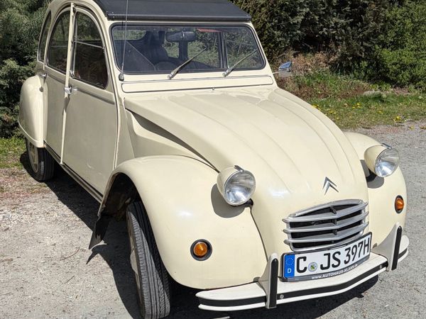 Oldtimer, 2CV4 - Main image