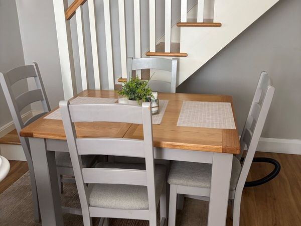 Dining Table (with extension) and 4 chairs - Main image