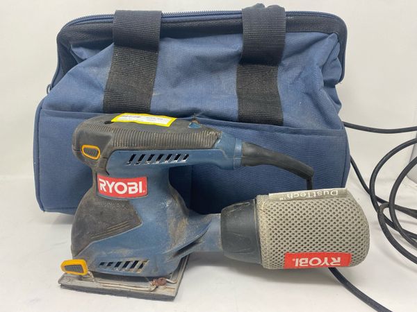 Ryobi EOS-2410N 1/4 Sheet Palm Sander 240W - Main image