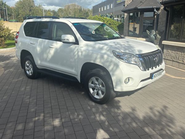 2014 (142) Toyota Land Cruiser tax+doe - Main image