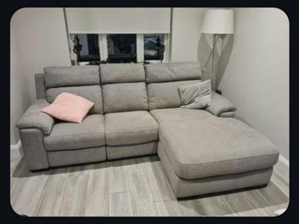 Electric L-Shaped Reclining Corner Sofa. Excellent Condition - Main image