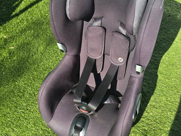 Maxi Cosi Axiss Car Seat - Main image