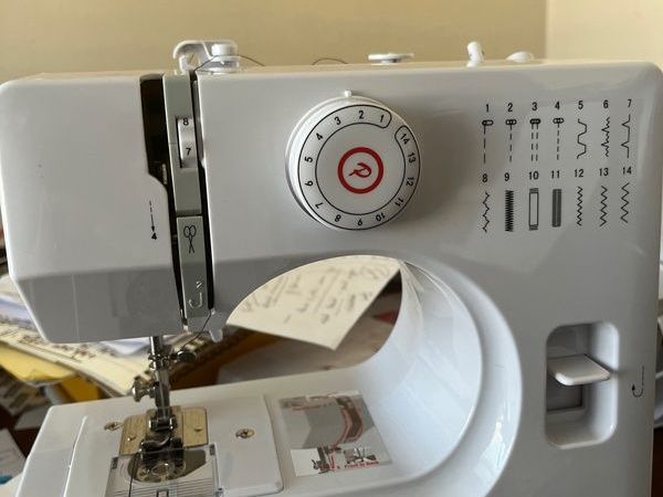 MINI sewing machine UFR-728 - Main image
