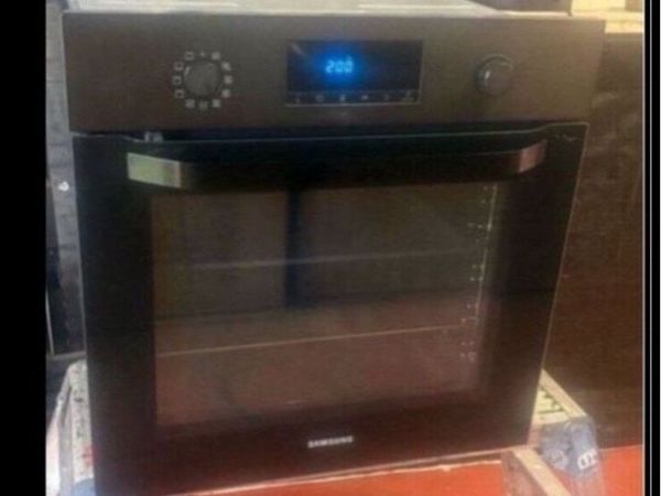 Single Samsung oven - Main image