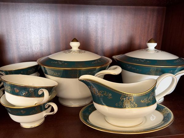 Wedgwood Agincourt dinner service - 38 pieces - Main image