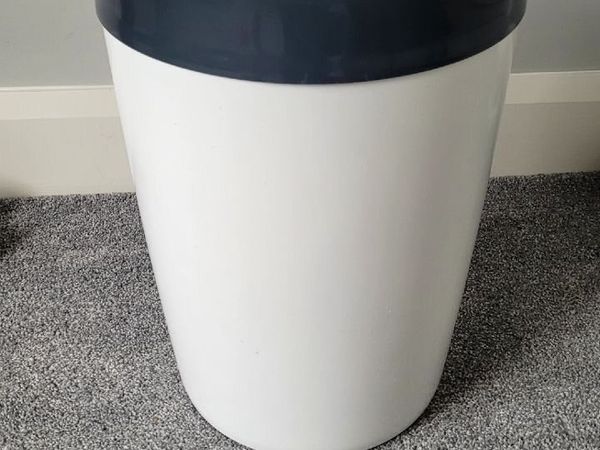 Tommy Tippee Sangenic Nappy Bin - Main image