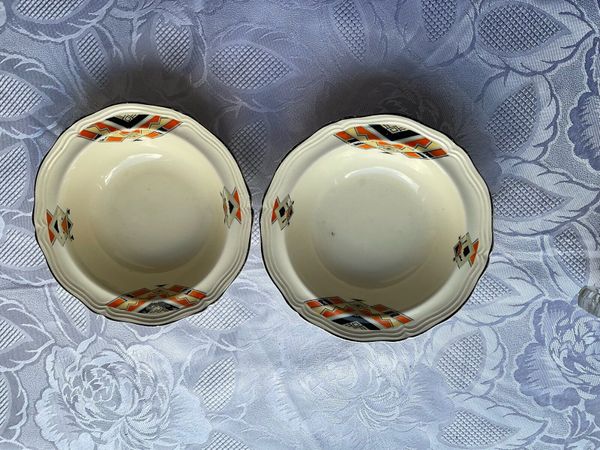 Vintage bowls. - Main image